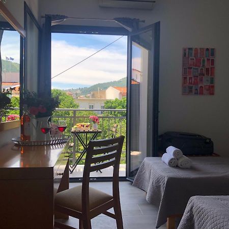 Central Guest House Skiathos Kültér fotó